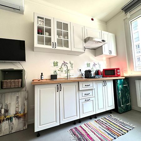 Rainbow Studio Flat- Monolocale Luminoso Mailand Exterior foto